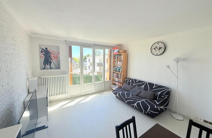 Appartement lumineux proche RER E, balcon, parking — photo 5