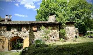 Maison 7 Pièces 195 m² à vendre à Le Lac-d'Issarlès (07470)