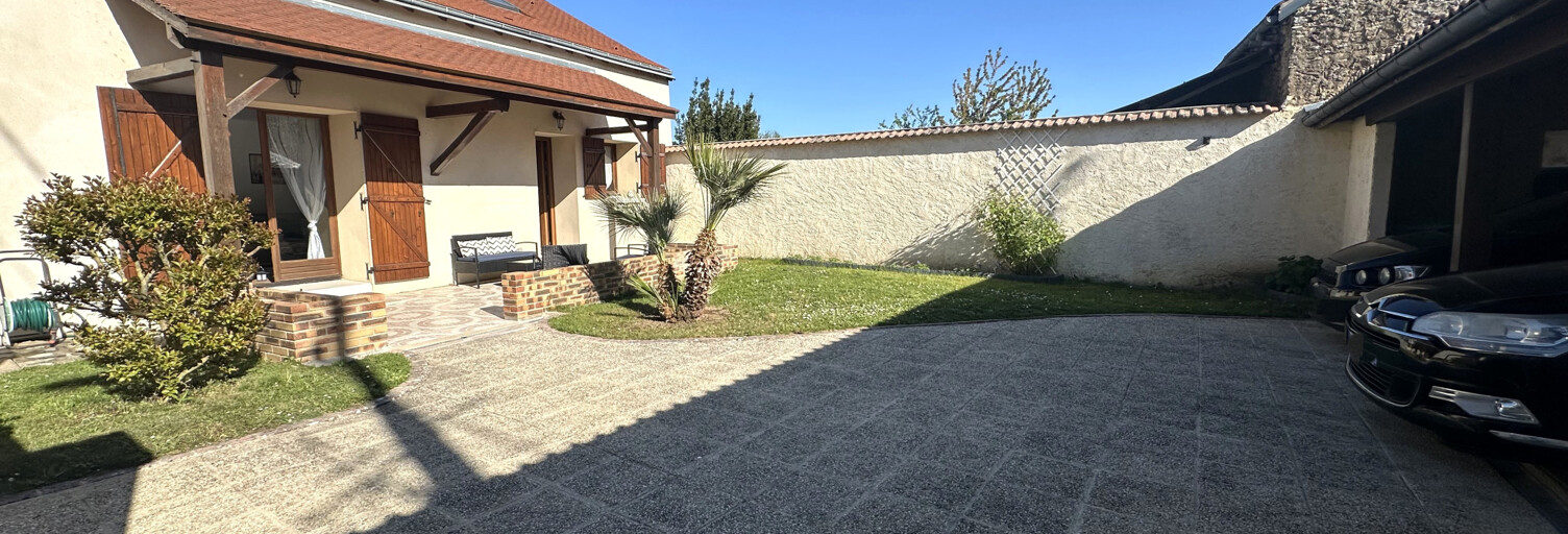 Maison 4 Pièces 90 m² à vendre à Auneau-Bleury-Saint-Symphorien (28700)