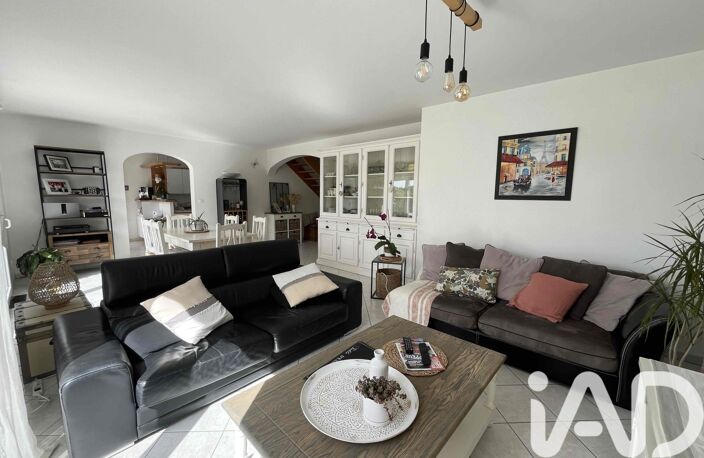 Vente Maison/villa 7 pièces — photo 3