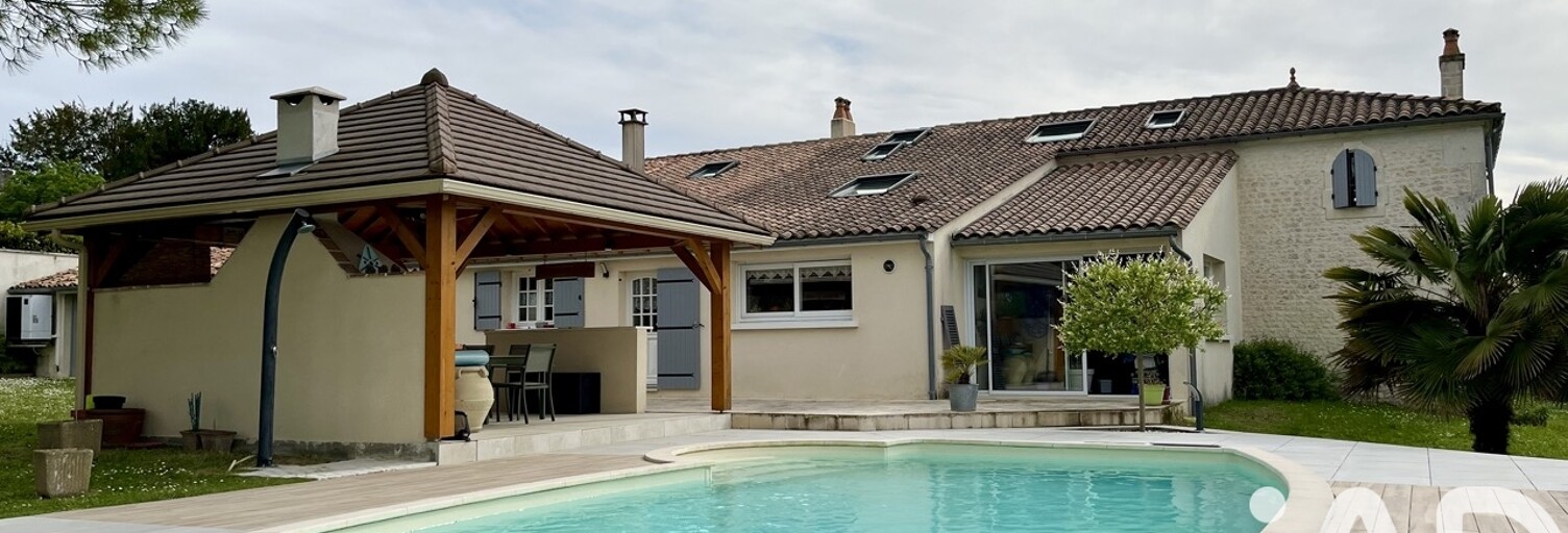 Maison 8 Pièces 263 m² à vendre à Saint-Fort-sur-le-Né (16130)