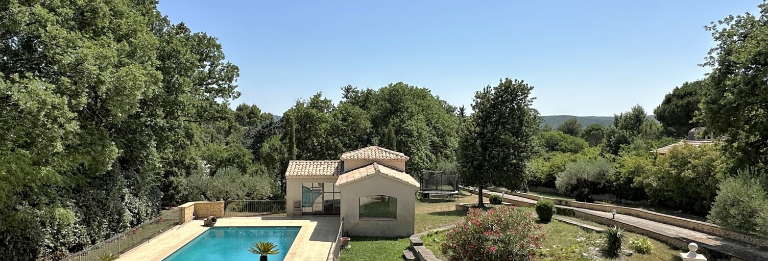 Maison 7 Pièces 175 m² à vendre à Castillon-du-Gard (30210)