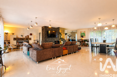 Maison 9 pièces 870000 €