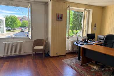 Appartement 7 pièces 180000 €