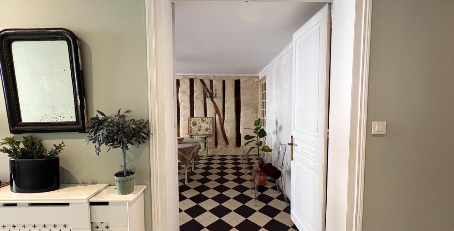 Maison à vendre 10 pièces 334M2 MIRANDE (32) — photo 1