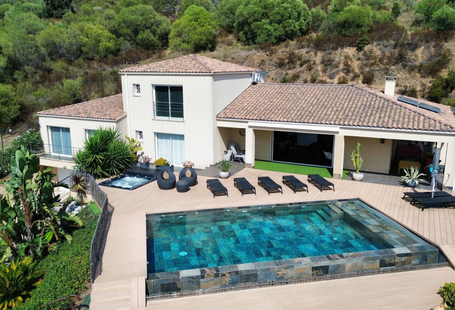 AFA Villa de prestige avec piscine  T5 de  270m2 vue mer — photo 1