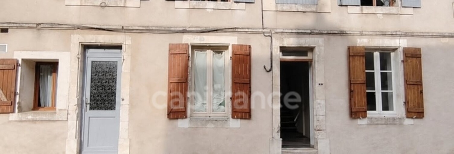 Immeuble  123 m² à vendre à Coulanges-la-Vineuse (89580)