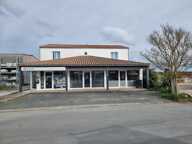 ST-PIERRE D'OLERON (17), A Louer local-bureau 84m² 6 pièces idéalement située en cœur de zone d'activité économique — photo 4