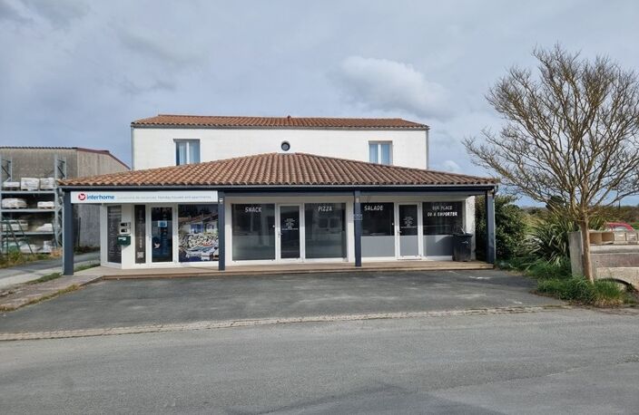 ST-PIERRE D'OLERON (17), A Louer local-bureau 84m² 6 pièces idéalement située en cœur de zone d'activité économique — photo 4