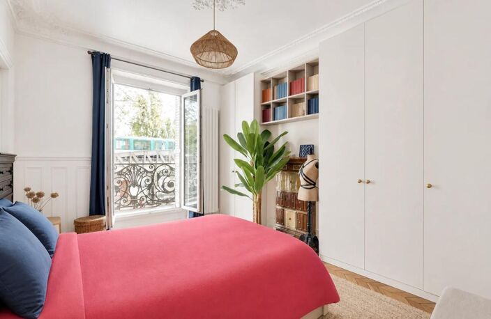 Appartement 60 m² avec cachet ancien à Paris — photo 4