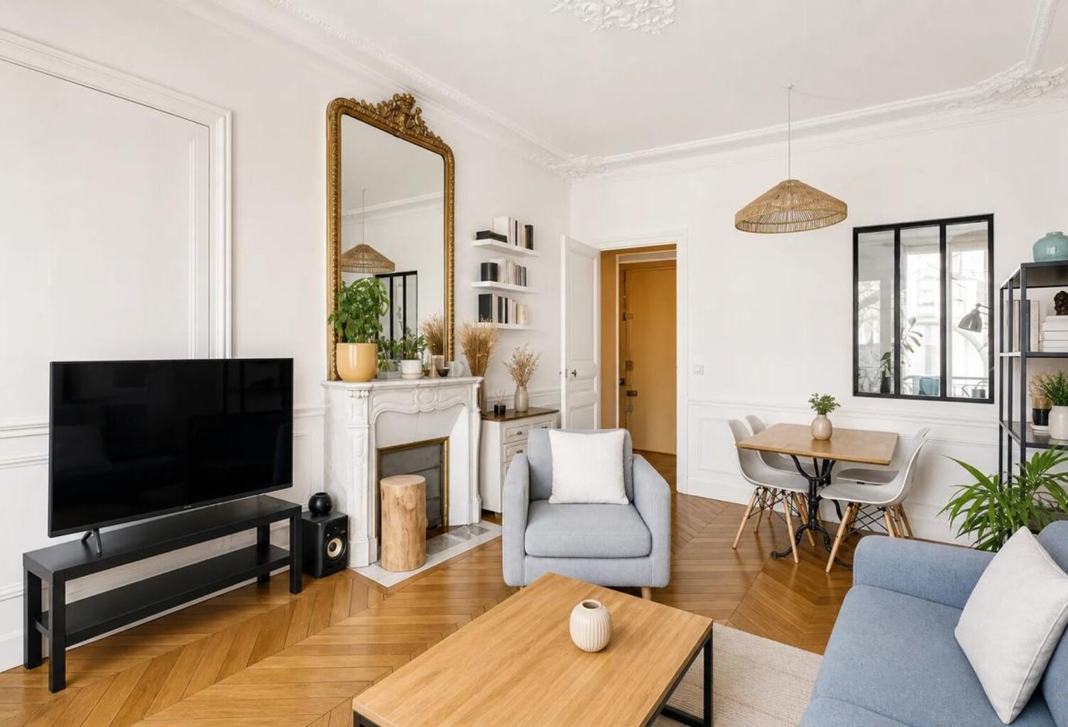 Appartement 60 m² avec cachet ancien à Paris — photo 1