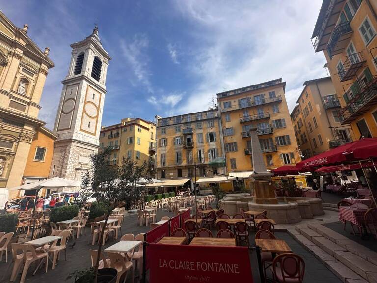 Appartement À Vendre — photo 1