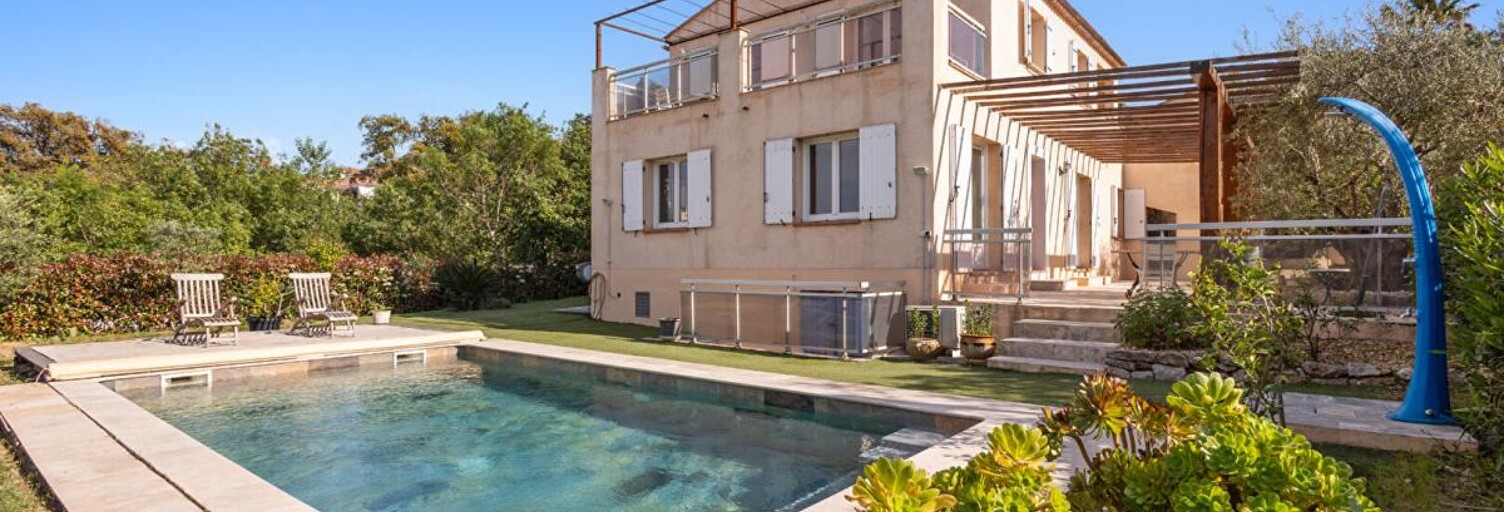 Maison 7 Pièces 164 m² à vendre à Cogolin (83310)