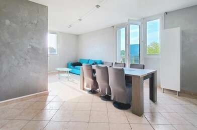 Appartement 3 pièces 74000 €