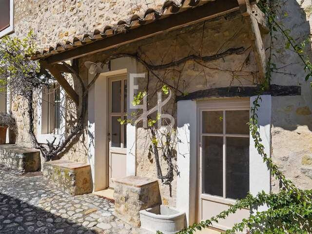 BAISSE DE PRIX | MAISON DE VILLE À MOUGINS — photo du bien