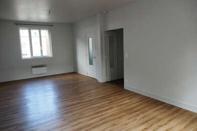 Appartement 3 pièces 775 €