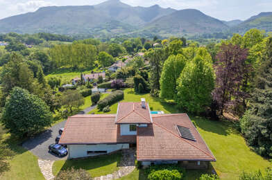 Maison 7 pièces 2438000 €