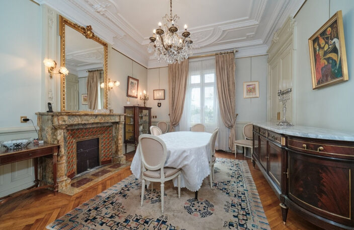 Hôtel Particulier d'Exception sur l'Avenue des Frères Lumiè — photo 4