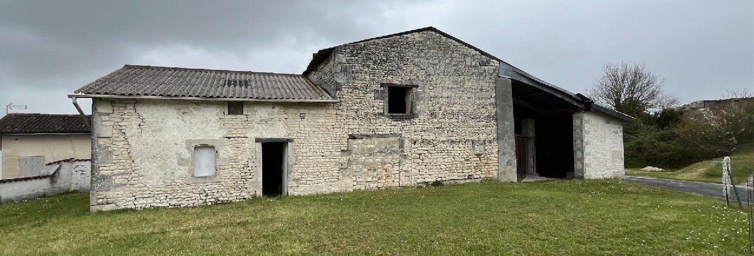 Maison 3 Pièces 210 m² à vendre à Gimeux (16130)