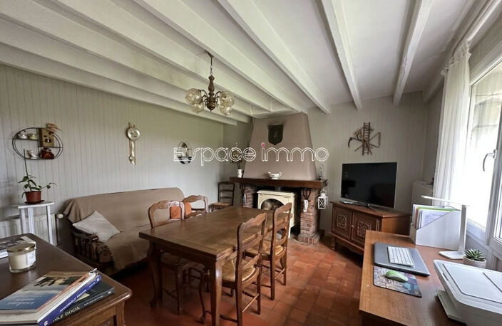 Maison vendu louée - 66m² - 2 chambres - 1910m² de terrain - Plain pied - CROPUS — photo 3