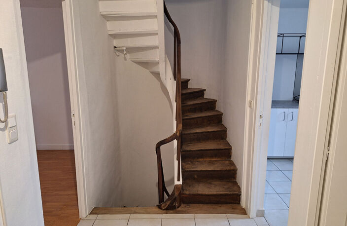 Charny centre -maison de village avec cour. — photo 4