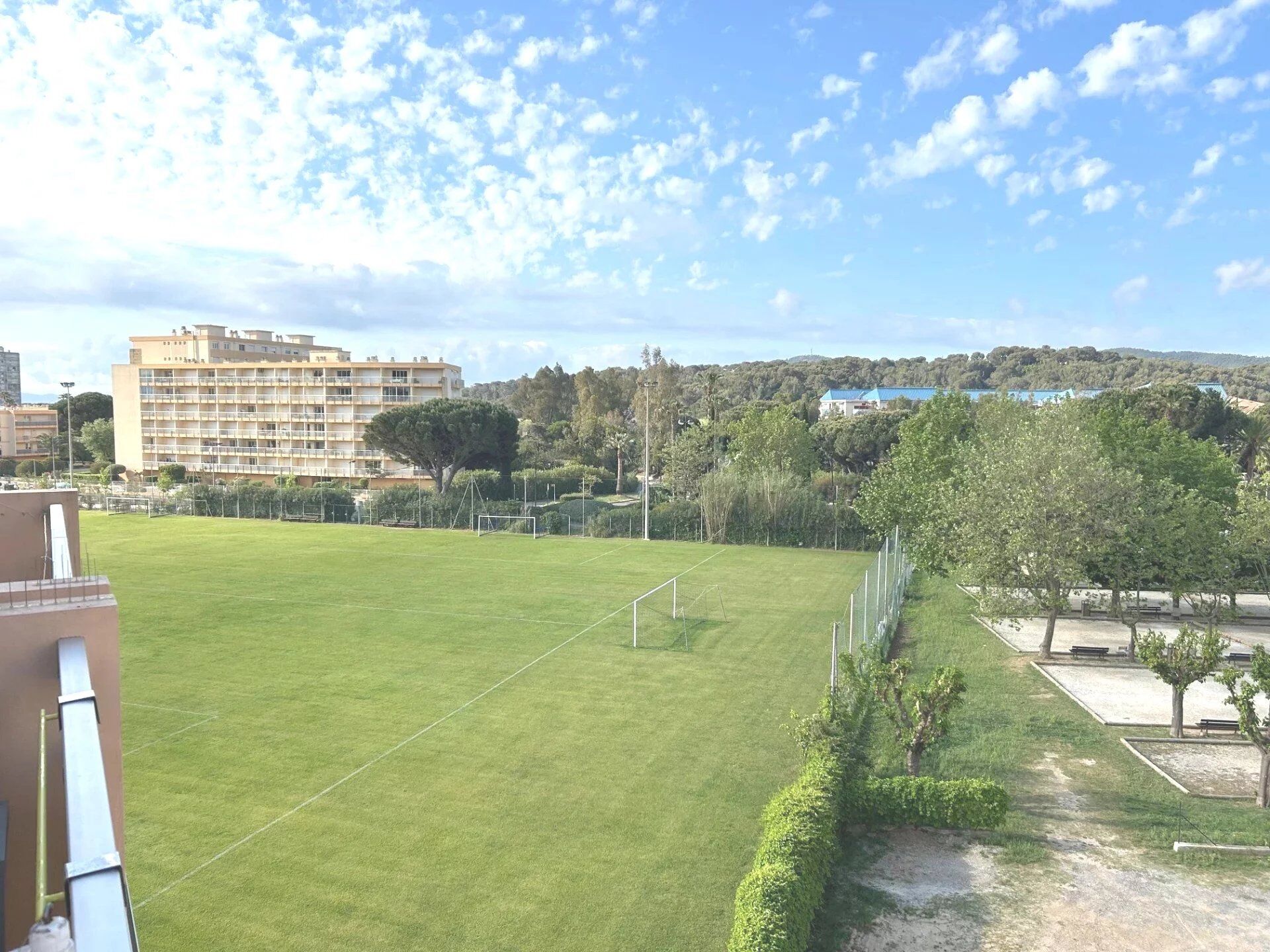 Appartement  T1 à vendre Lavandou (Le) 83980