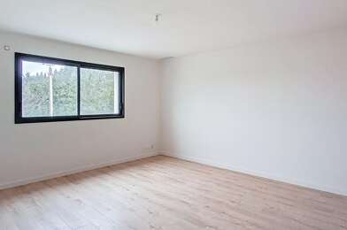 Appartement 4 pièces 1020 €
