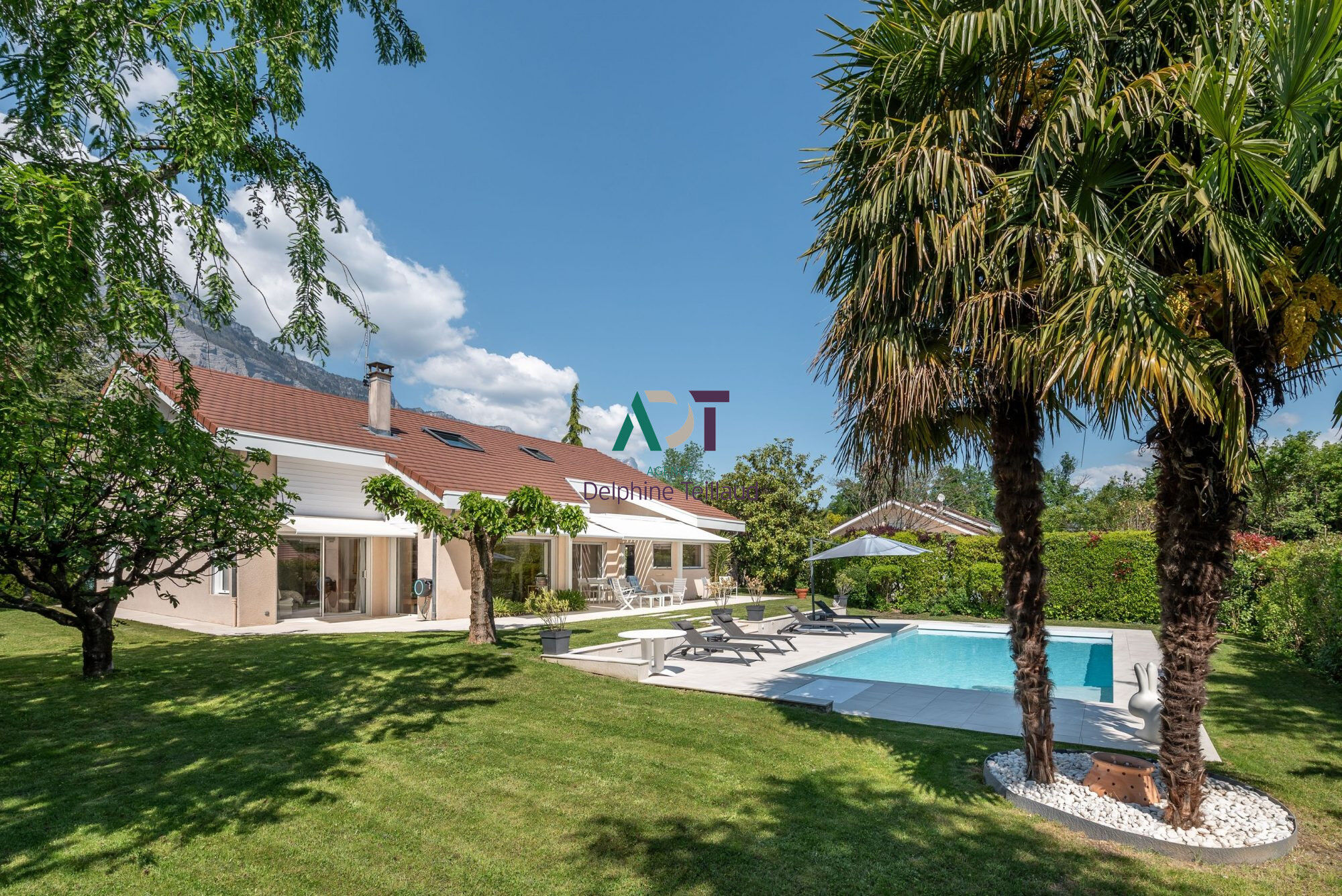 Villa / Maison  T8 à vendre Meylan 38240