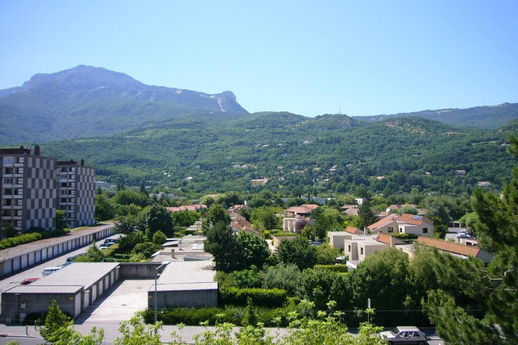 Appartement  T4 à louer Seyssinet-Pariset 38170