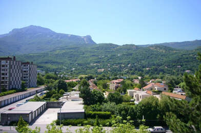 Appartement 4 pièces 1043 €