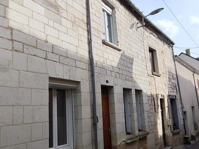 Maison de bourg avec dépendance à rénover — photo du bien