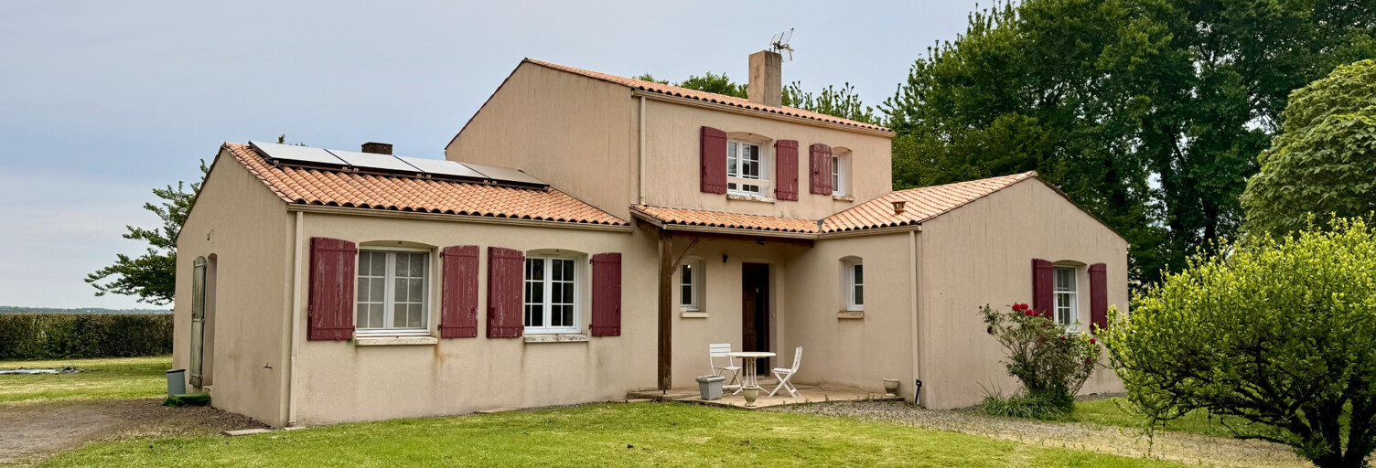 Maison 7 Pièces 153 m² à vendre à Petosse (85570)