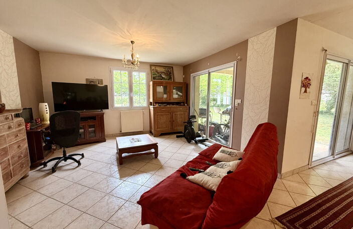 Maison 5 chambres à seulement 10 minutes de Fontenay-le-Comt — photo 2
