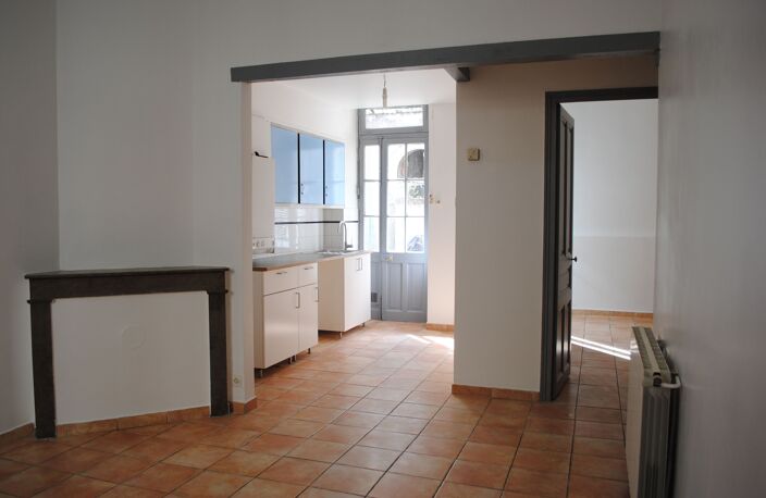 Immeuble, 19 pièces, Nîmes — photo 3