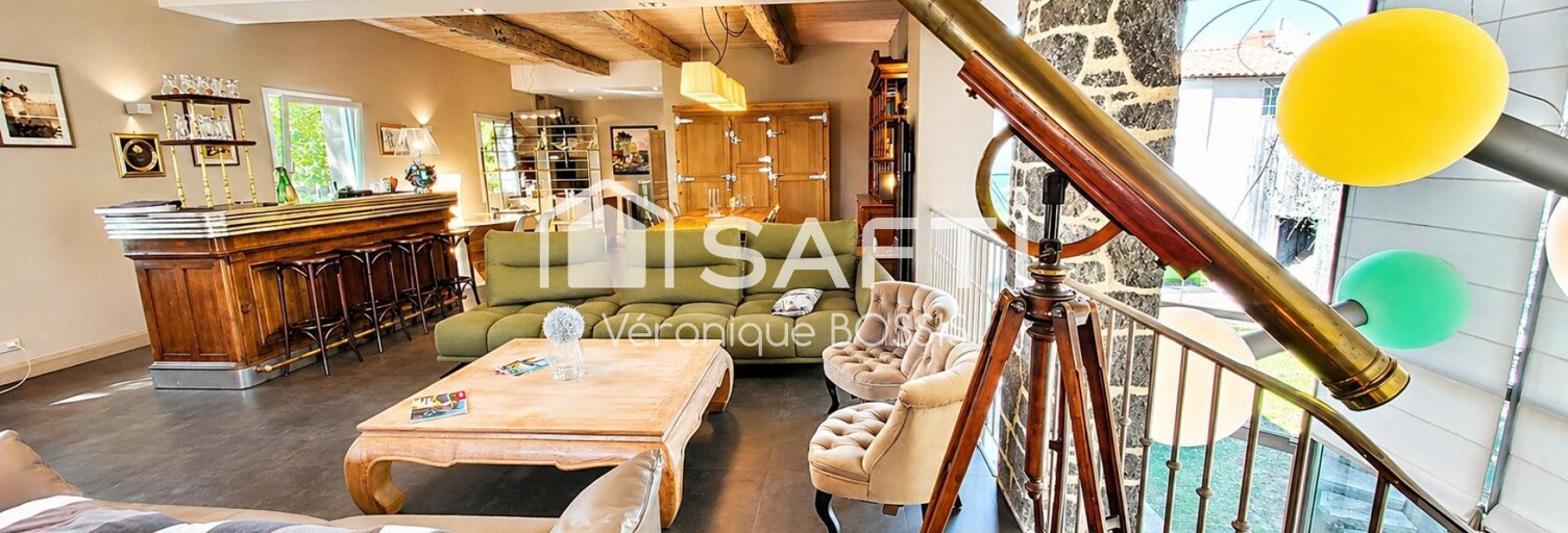Maison 6 Pièces 205 m² à vendre à La Roche-sur-Yon (85000)