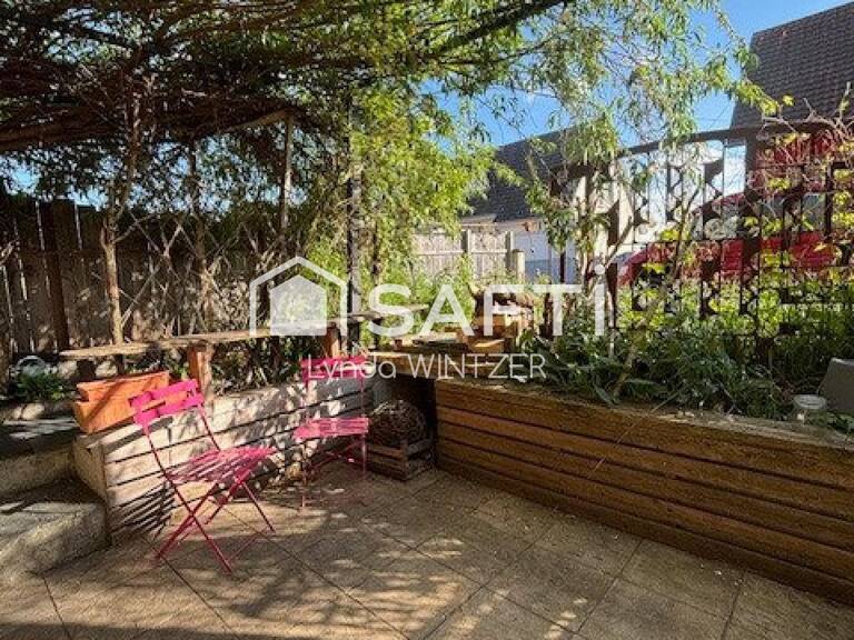 Maison familiale mitoyenne chaleureuse avec jardinet à Muttersholtz  120 m²  6 pièces — photo 1