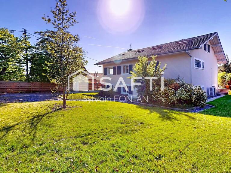 MAISON FAMILIALE AVEC APPARTEMENT INDEPENDANT. — photo 1
