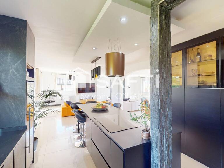 MAISON FAMILIALE AVEC APPARTEMENT INDEPENDANT. — photo 1