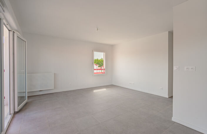 Appartement neuf - 2 pièces - Mouguerre — photo 2