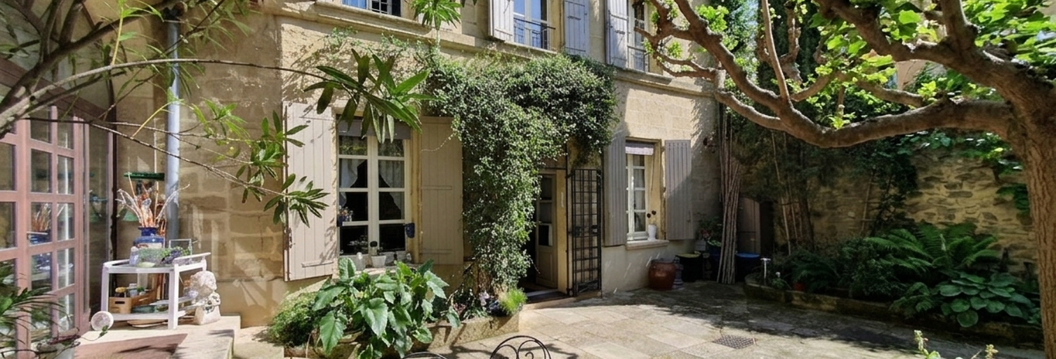 Maison 8 Pièces 230 m² à vendre à Uzès (30700)