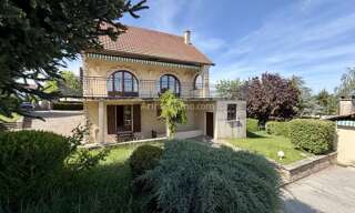 Maison 9 Pièces 363 m² à vendre à Dolomieu (38110)