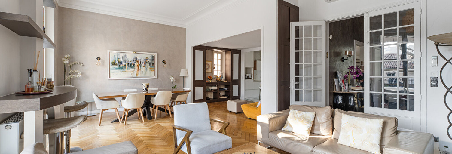 Maison 8 Pièces 325 m² à vendre à Marseille 8 (13008)