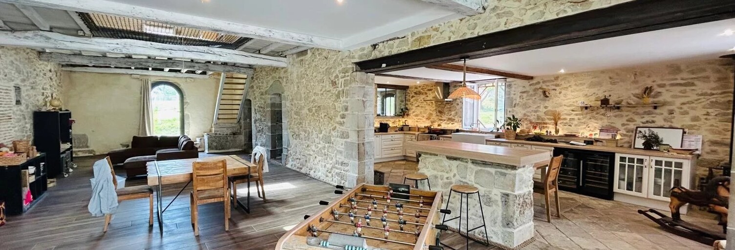 Maison 8 Pièces 377 m² à vendre à Hastingues (40300)