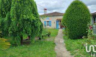Maison 9 Pièces 115 m² à vendre à Val-d'Auge (16170)