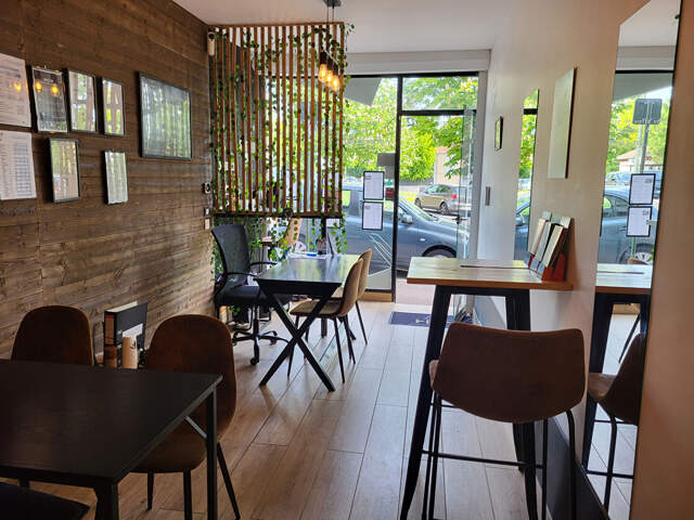 La celle saint cloud, , murs libre  54 m2 — photo du bien