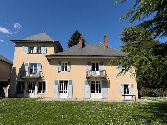 Élégance et caractère au coeur de La Motte-Servolex — photo du bien