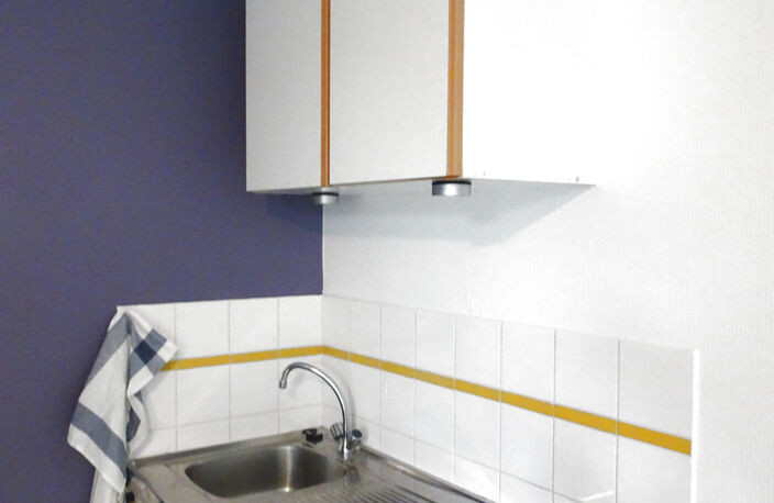 STUDIO MEUBLE  DE 18 M2  AVEC TERRASSE PRIVATIVE — photo 3