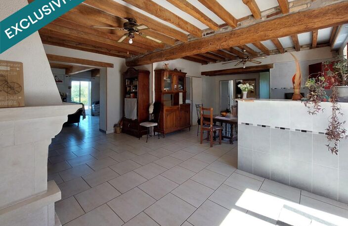Maison ancienne de 6 pièces et sa dépendance. — photo 4