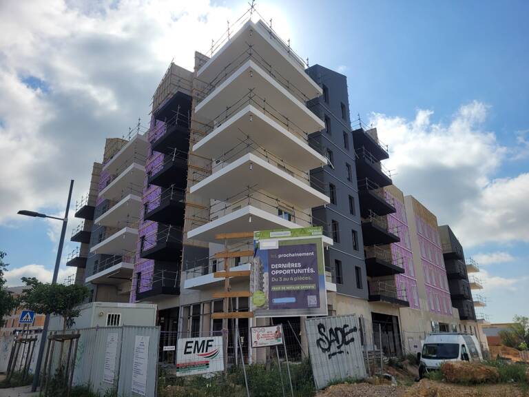 Local commercial — photo 1
