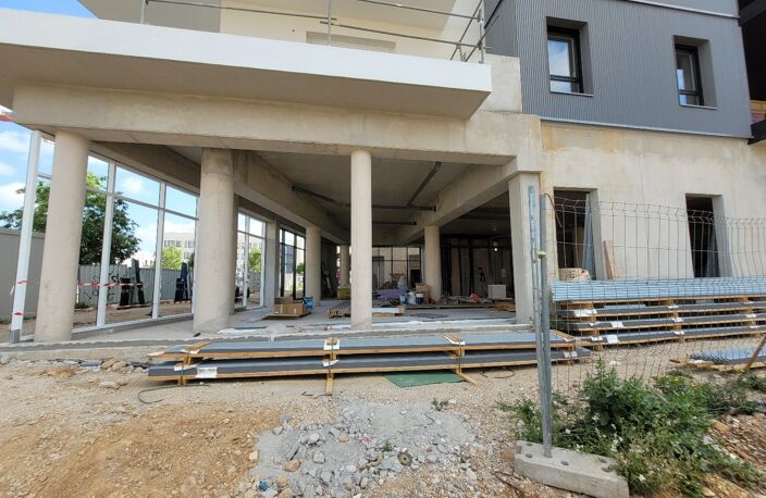 Local commercial — photo 2